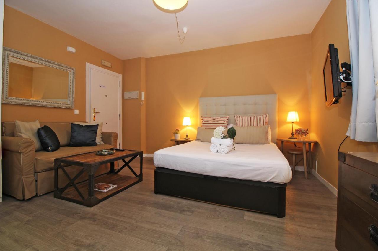 Del Parque Flats Suite Malagueta Malaga Exterior photo